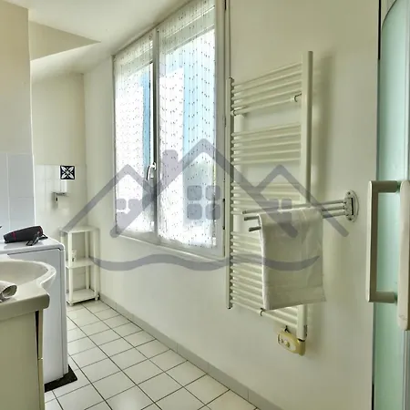 Localise - B02- Vue - Et Centre A Pied - Balcon - Wifi Inclus - Draps Inclus - Animaux Bienvenus Apartamento Tréffiagat